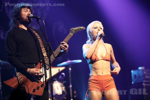 AMYL AND THE SNIFFERS - 2022-11-05 - PARIS - Elysee Montmartre - Amy Taylor - Declan Mehrtens